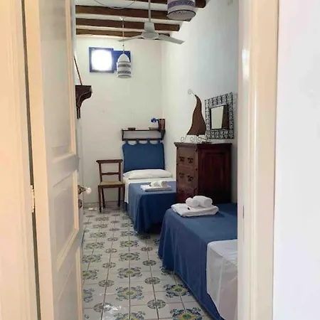 فيلة La Casa Del Vecchio Molo سترومبولي