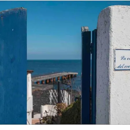 فيلة La Casa Del Vecchio Molo *