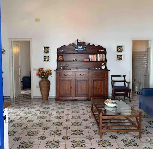 Villa La Casa Del Vecchio Molo *